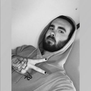 Meet your Posher, Eli